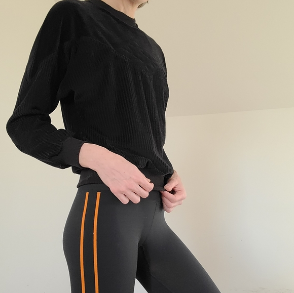 VINTAGE - Black sweater - Picture 4 of 12